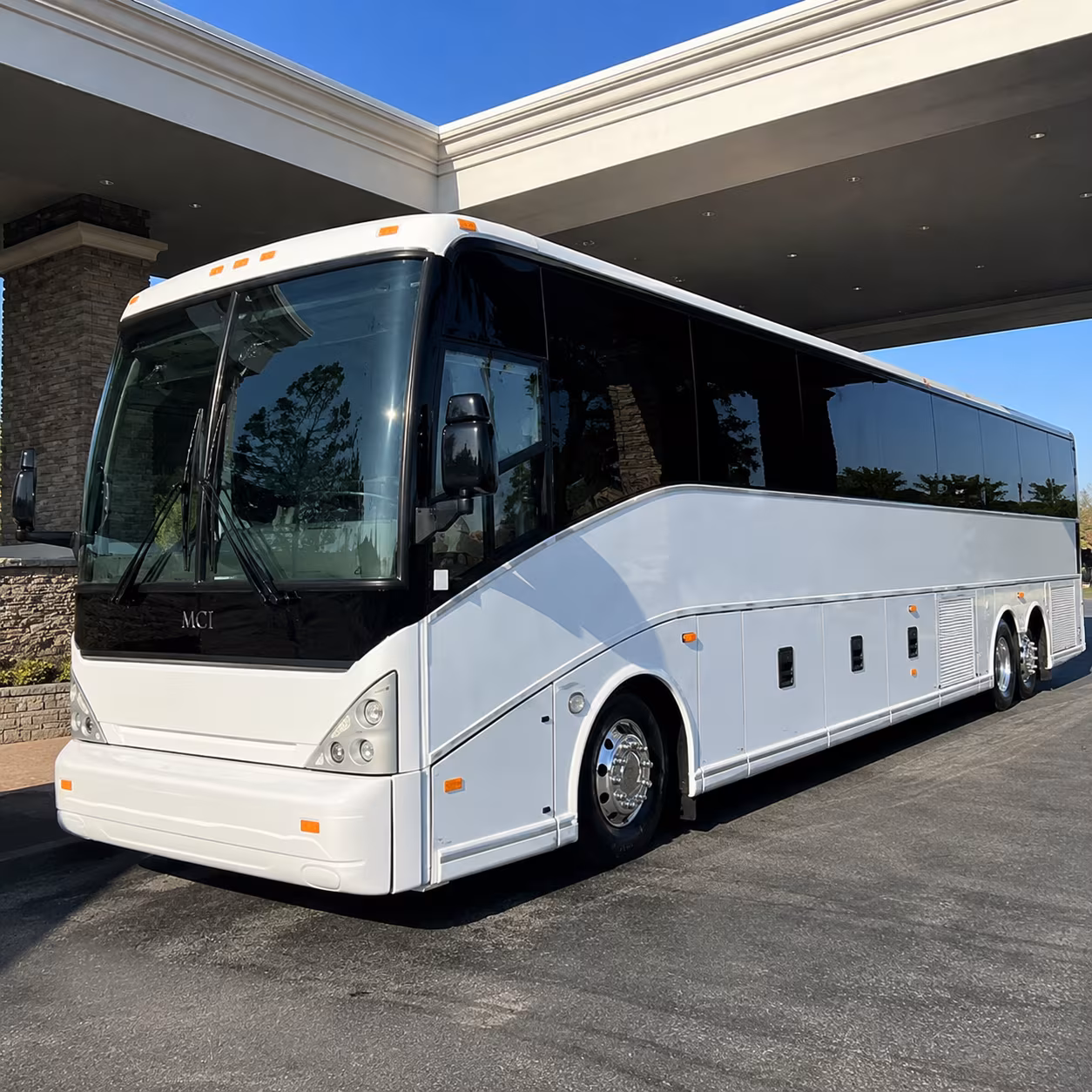 choosing the right bus size for your south san francisco airport transfer